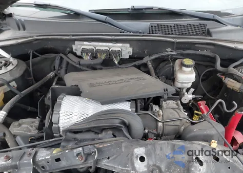 2010 Ford Escape Xlt from USA, damaged, VIN 1FMCU0DG3AKD43976